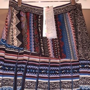 IVKO pleated printed knit skirt sz M